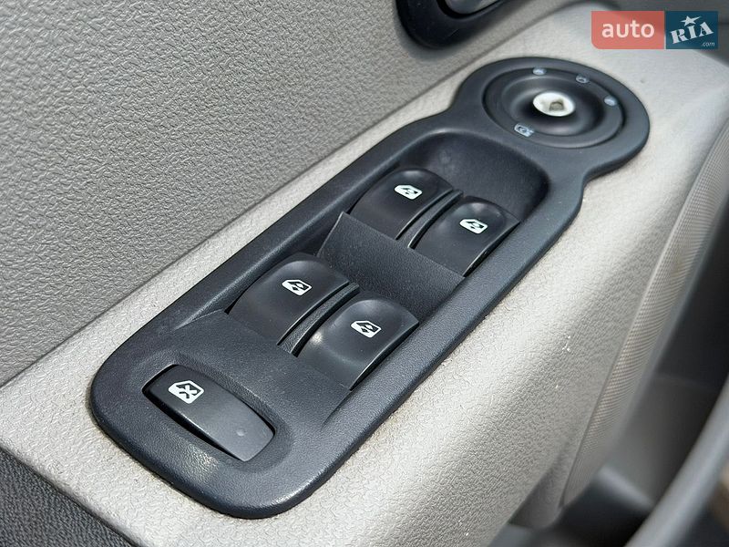 Хетчбек Renault Modus 2006 в Рівному