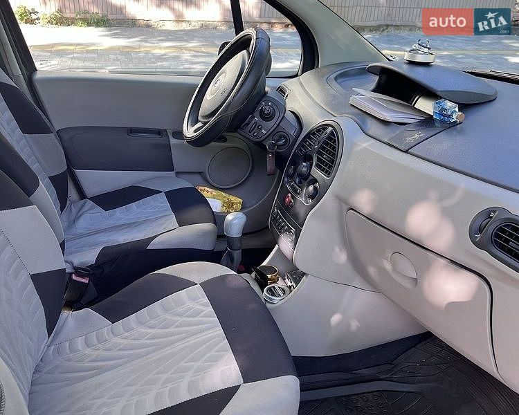 Хетчбек Renault Modus 2005 в Сумах