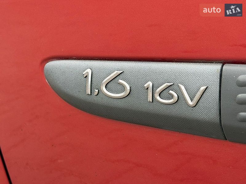 Хетчбек Renault Modus 2006 в Рівному