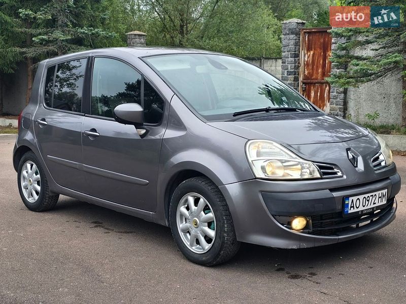 Хэтчбек Renault Modus 2008 в Трускавце