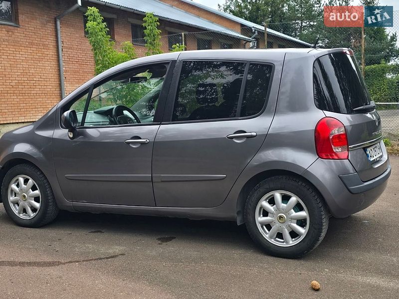 Хэтчбек Renault Modus 2008 в Трускавце