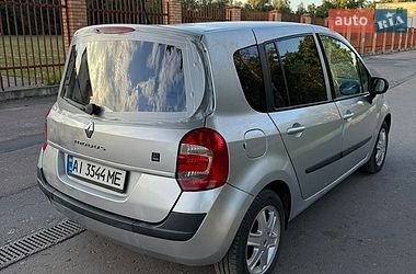 Хэтчбек Renault Modus 2008 в Киеве
