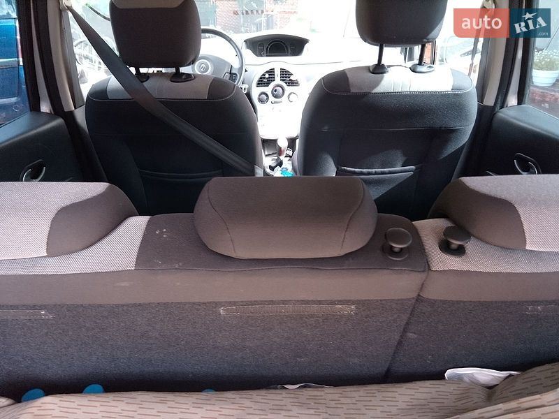 Хэтчбек Renault Modus 2009 в Львове