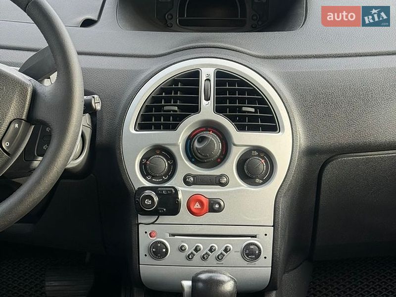 Хетчбек Renault Modus 2008 в Білій Церкві фото 8 Хетчбек Renault Modus 2008 в Білій Церкві
