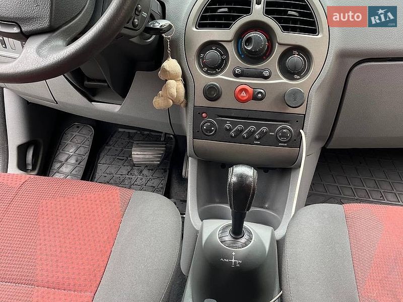 Хэтчбек Renault Modus 2007 в Красилове
