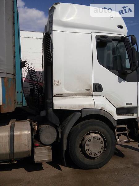 Тягач Renault Premium 2001 в Чернігові