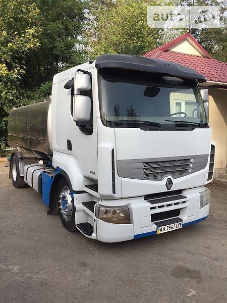 Цистерна Renault Premium 2007 в Киеве