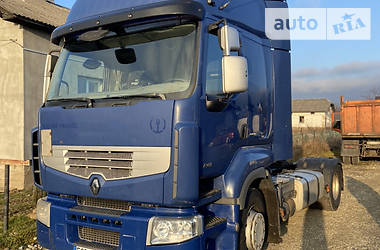 Тягач Renault Premium 2010 в Долині