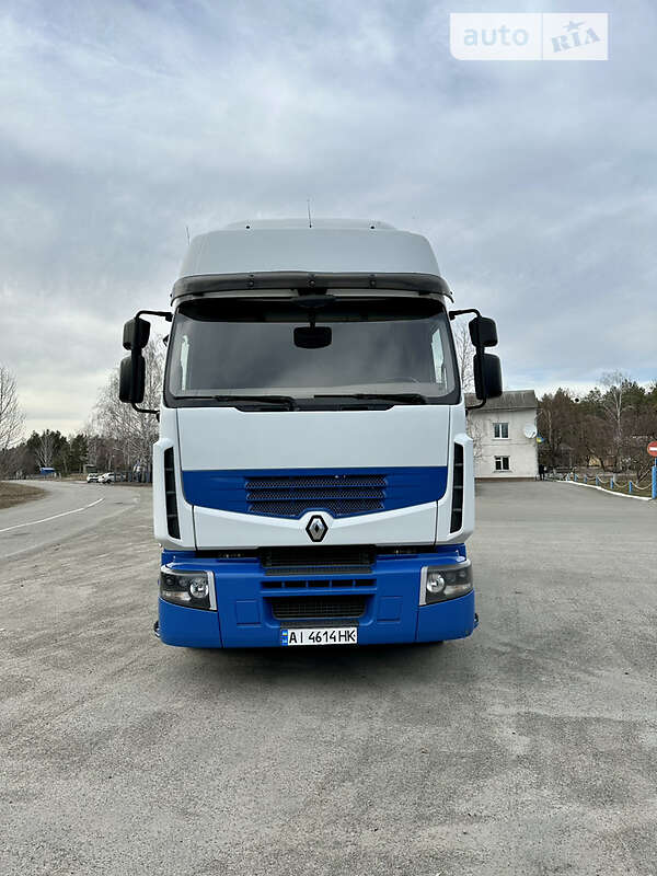 Тягач Renault Premium 2010 в Иванкове