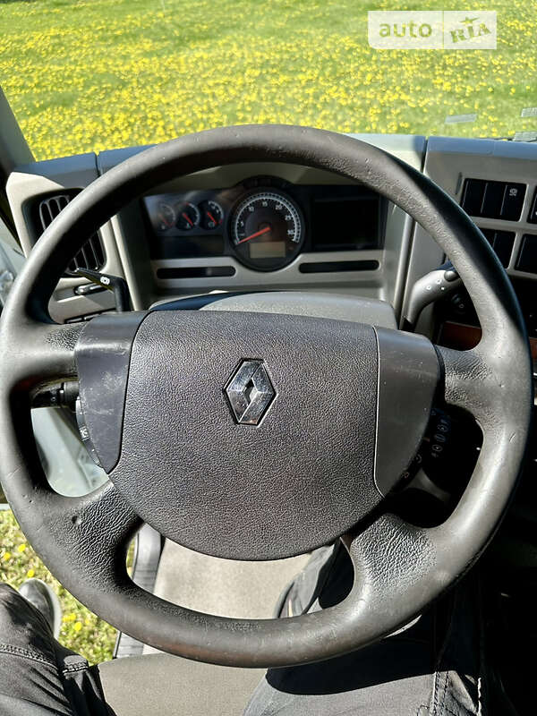 Тягач Renault Premium 2011 в Старокостянтинові