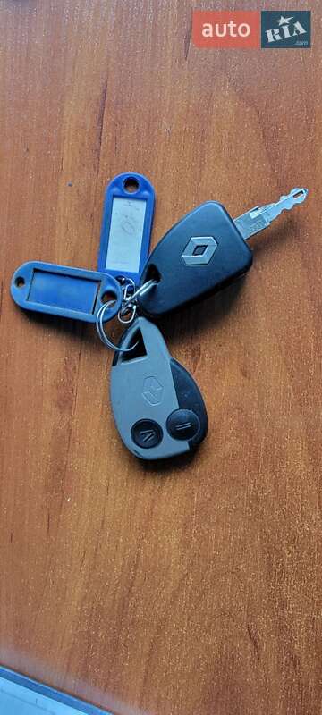 Тягач Renault Premium 2011 в Чернігові фото 2 Тягач Renault Premium 2011 в Чернігові