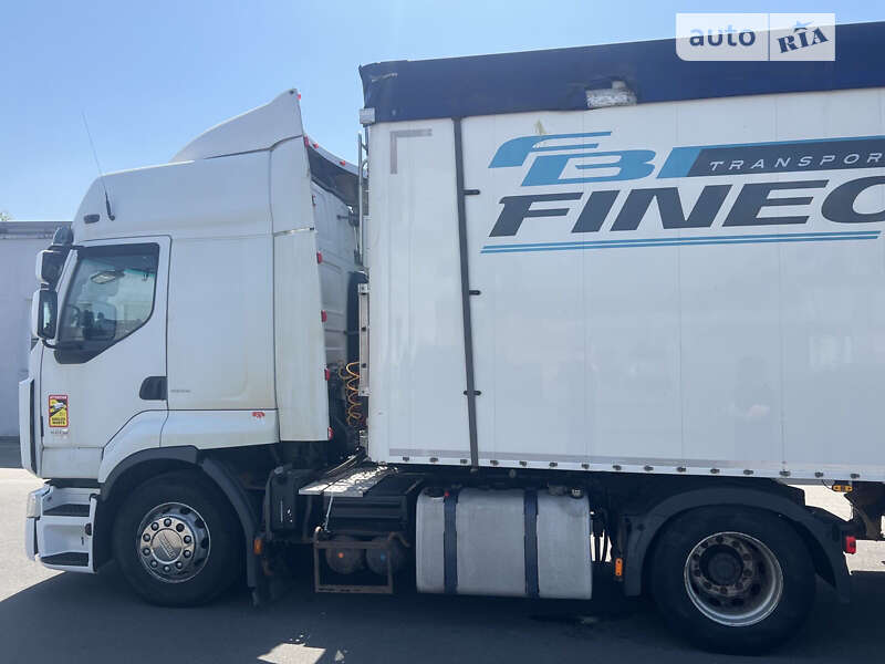 Тягач Renault Premium 2012 в Берегомете