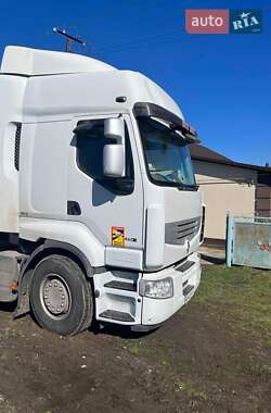 Зерновоз Renault Premium 2011 в Літині