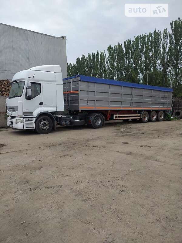Зерновоз Renault Premium 2012 в 