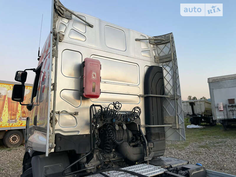 Тягач Renault Premium 2012 в Тячеві