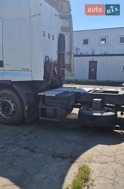 Тягач Renault Premium 2013 в 