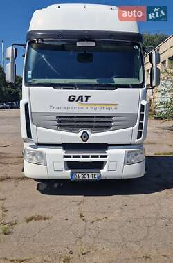 Тягач Renault Premium 2013 в 