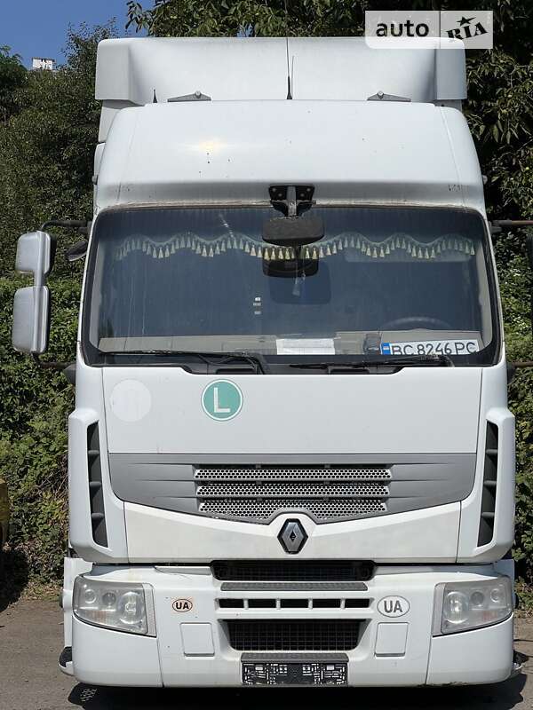 Тягач Renault Premium 2008 в Львове