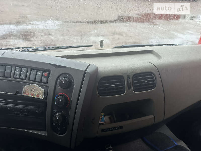 Тягач Renault Premium 2013 в Охтирці