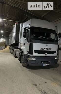 Зерновоз Renault Premium 2003 в 