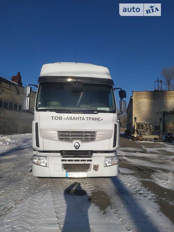 Тягач Renault Premium 2011 в Киеве