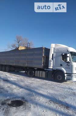 Тягач Renault Premium 2011 в Киеве