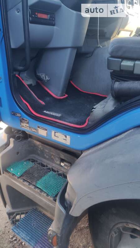 Тентований Renault Premium 2004 в Рівному