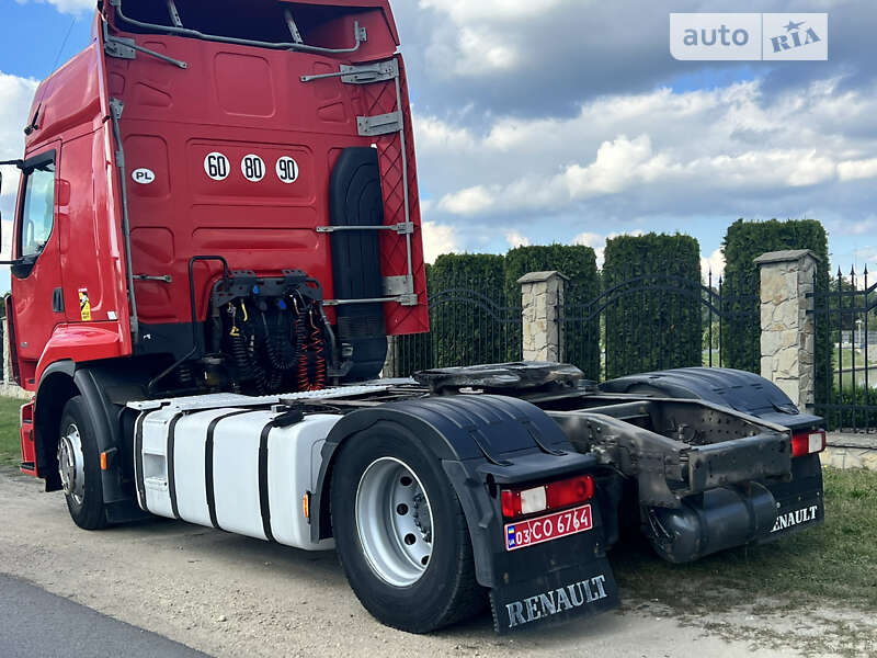 Тягач Renault Premium 2011 в Жовкве