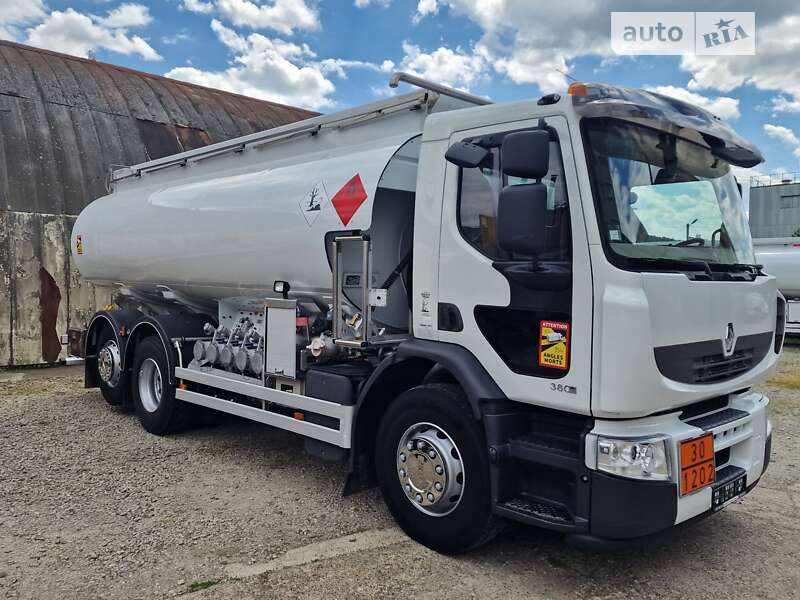 Renault Premium 2013