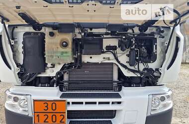 Цистерна Renault Premium 2013 в 