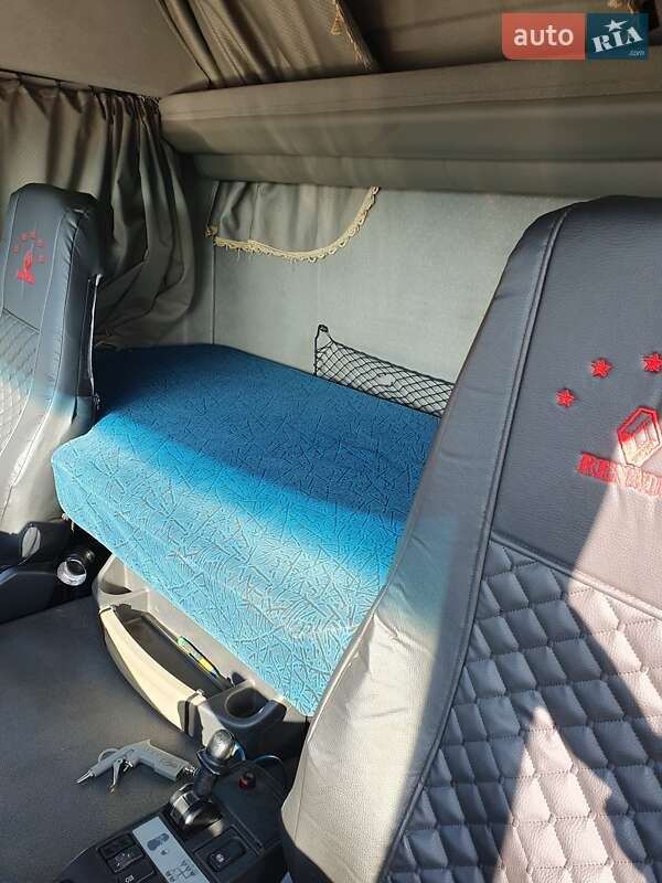 Тягач Renault Premium 2007 в Ровно