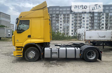 Тягач Renault Premium 2010 в Черновцах