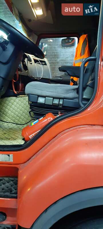 Тягач Renault Premium 2011 в Львове