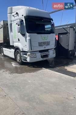 Тягач Renault Premium 2012 в 
