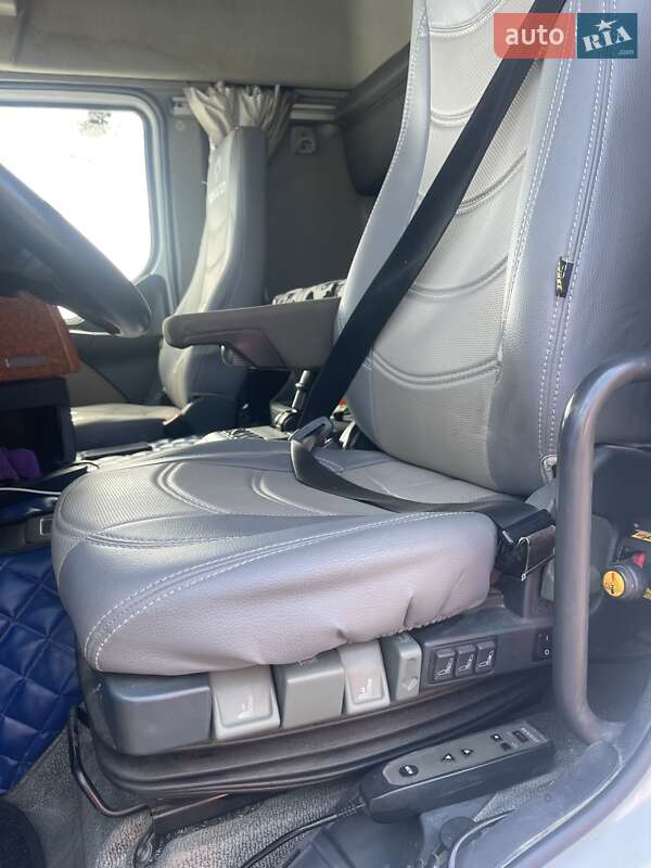 Тягач Renault Premium 2012 в Тячеве фото 36 Тягач Renault Premium 2012 в Тячеве