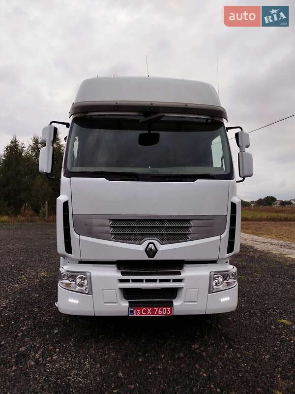 Тягач Renault Premium 2012 в Луцке