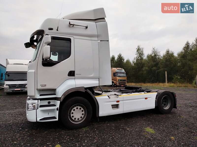Тягач Renault Premium 2012 в Луцке