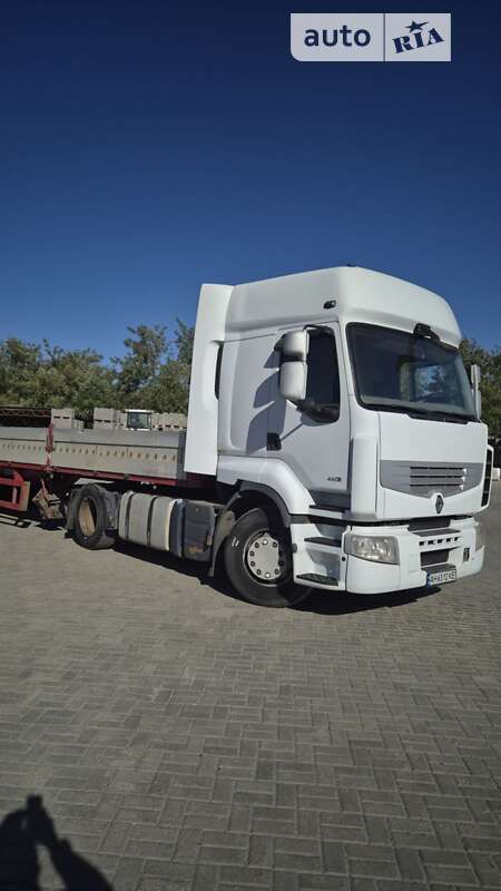 Тягач Renault Premium 2012 в Днепре