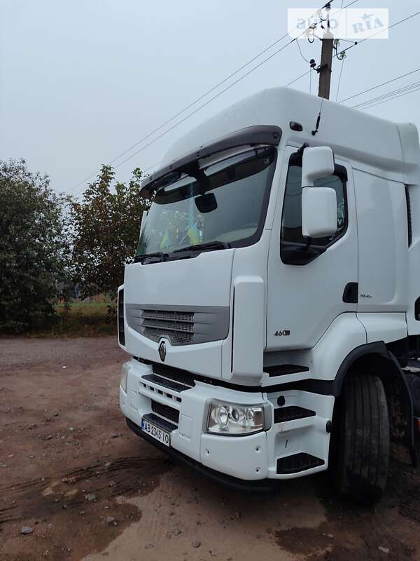 Тягач Renault Premium 2012 в Киеве