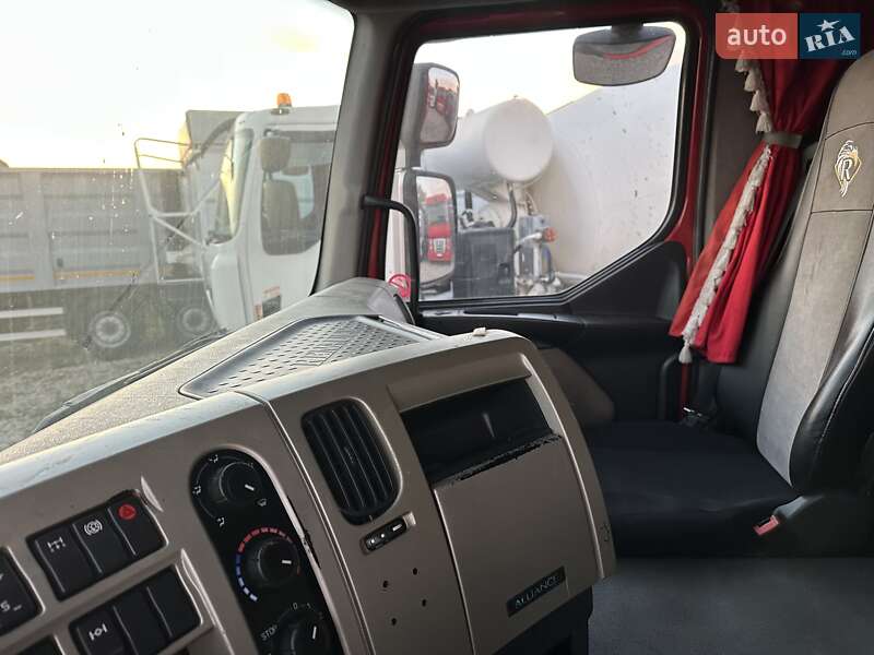 Тягач Renault Premium 2012 в Тернополе