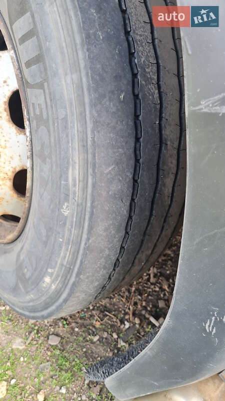 Контейнеровоз Renault Premium 1998 в Березнегуватому