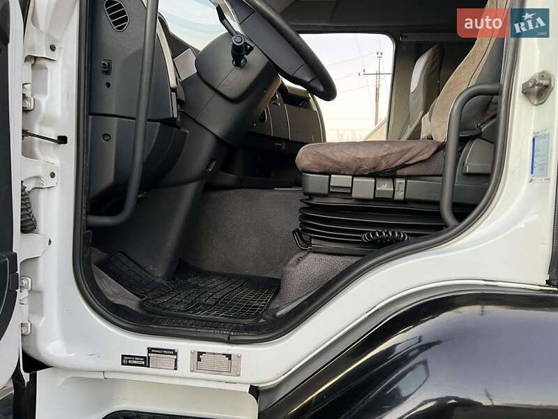 Тягач Renault Premium 2011 в Черновцах