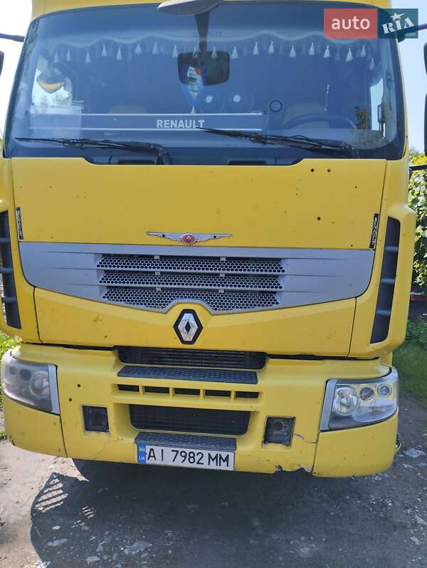 Тягач Renault Premium 2007 в Новой Басане