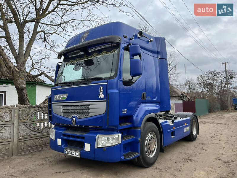 Тягач Renault Premium 2011 в Прилуках