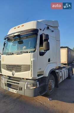 Тягач Renault Premium 2011 в Ровно