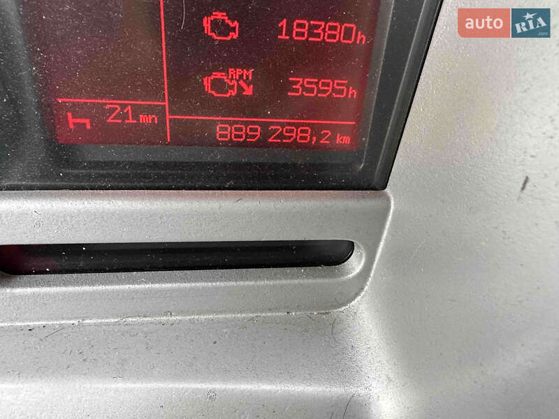 Тягач Renault Premium 2012 в Ужгороде