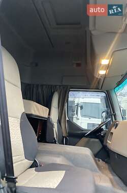 Тягач Renault Premium 2013 в Хусті