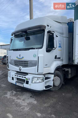 Тягач Renault Premium 2012 в Львові