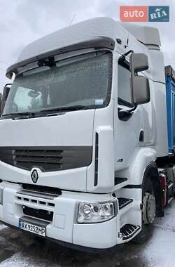 Контейнеровоз Renault Premium 2010 в 