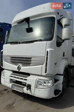 Тягач Renault Premium 2011 в 